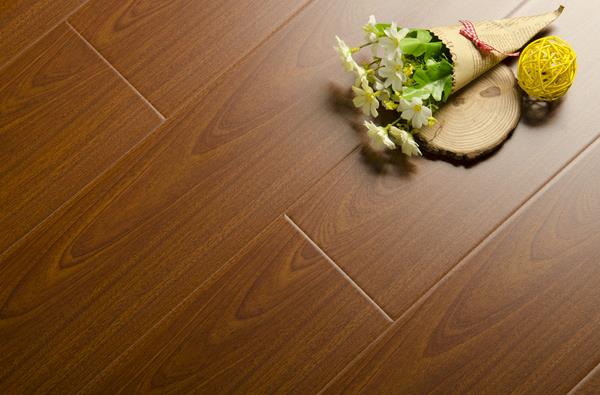 家居建材市場(chǎng)陷逆局 中小地板企業(yè)如何逆境重生 家居建材市場(chǎng)陷逆局 中小地板企業(yè)如何逆境重生