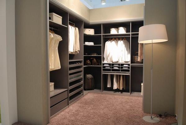 衣柜個性化和規(guī)模化需仔細考量全面權(quán)衡.jpg 衣柜個性化和規(guī)模化需仔細考量全面權(quán)衡.jpg