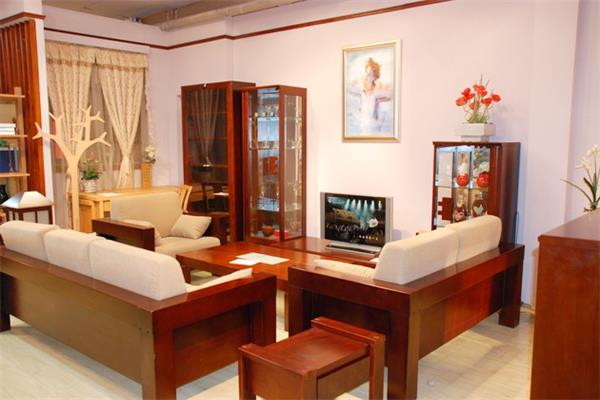 禮品家居銷售下跌三成