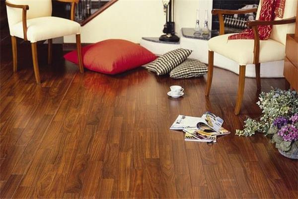 全國質(zhì)檢會議鞭策地板企業(yè)提升質(zhì)量.jpg 全國質(zhì)檢會議鞭策地板企業(yè)提升質(zhì)量.jpg