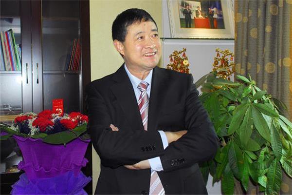 世友地板董事長  倪方榮.jpg