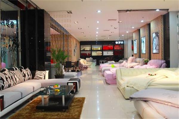 多業態經營，搶攻市場格局