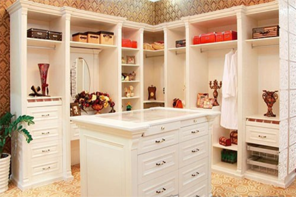 消費者—衣柜企業微營銷新發展