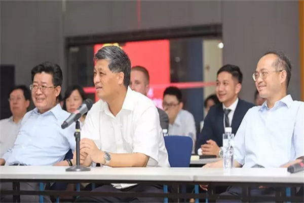 探討:落實深圳傳統產業轉型 探討:落實深圳傳統產業轉型