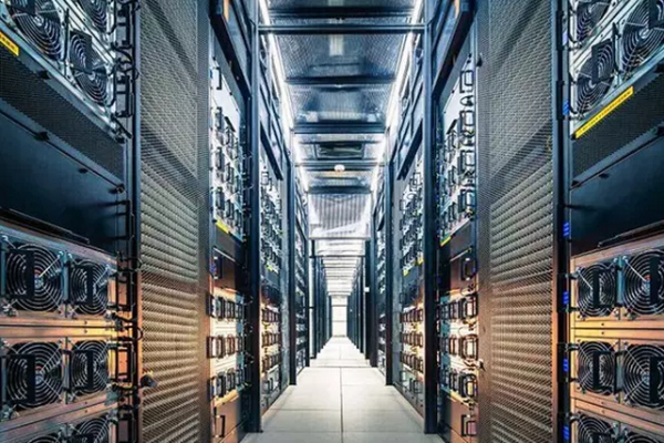 將500塊工資變成600億美元事業的掌舵人