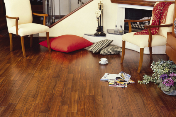 地板市場(chǎng)現(xiàn)象：“竄貨”“壓貨”原因何在？