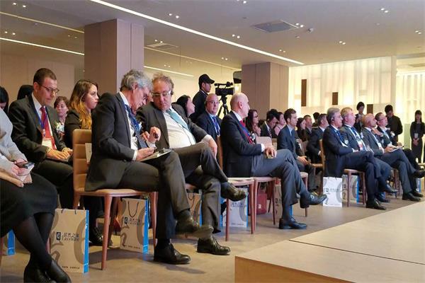 首屆意大利產(chǎn)業(yè)優(yōu)勢(shì)論壇在成都隆重舉行 首屆意大利產(chǎn)業(yè)優(yōu)勢(shì)論壇在成都隆重舉行