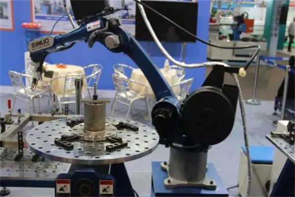 2016國(guó)際家具機(jī)械及材料展在東莞開幕