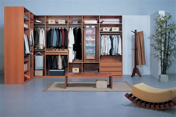  2017衣柜市場應(yīng)抓住哪些競爭技巧