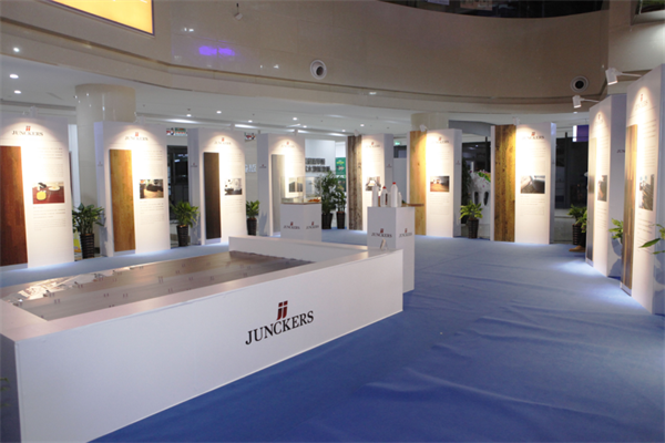 大自然家居：原創(chuàng)設(shè)計(jì)應(yīng)得到敬重