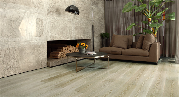 大自然榮獲“綠色實(shí)木地板”，引領(lǐng)綠色消費(fèi)潮流