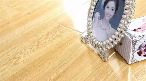 上海華明地板:時尚之姿,柔情之態(tài),只為帶給你舒適體驗 上海華明地板:時尚之姿,柔情之態(tài),只為帶給你舒適體驗