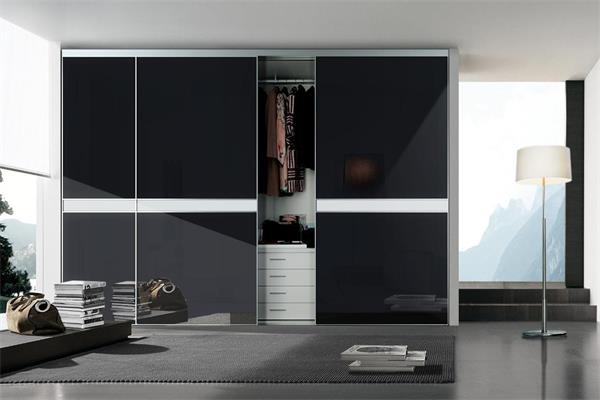 衣柜行業(yè)潛力巨大爭(zhēng)奪激烈，迅速建立強(qiáng)有力品牌是關(guān)鍵